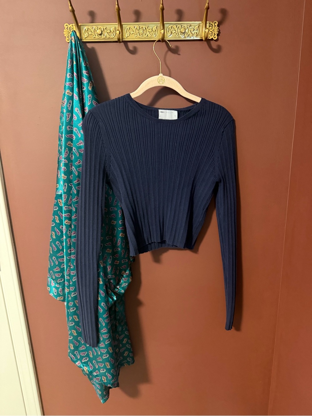 Ribbed Long-Sleeve Crop Top - Navy